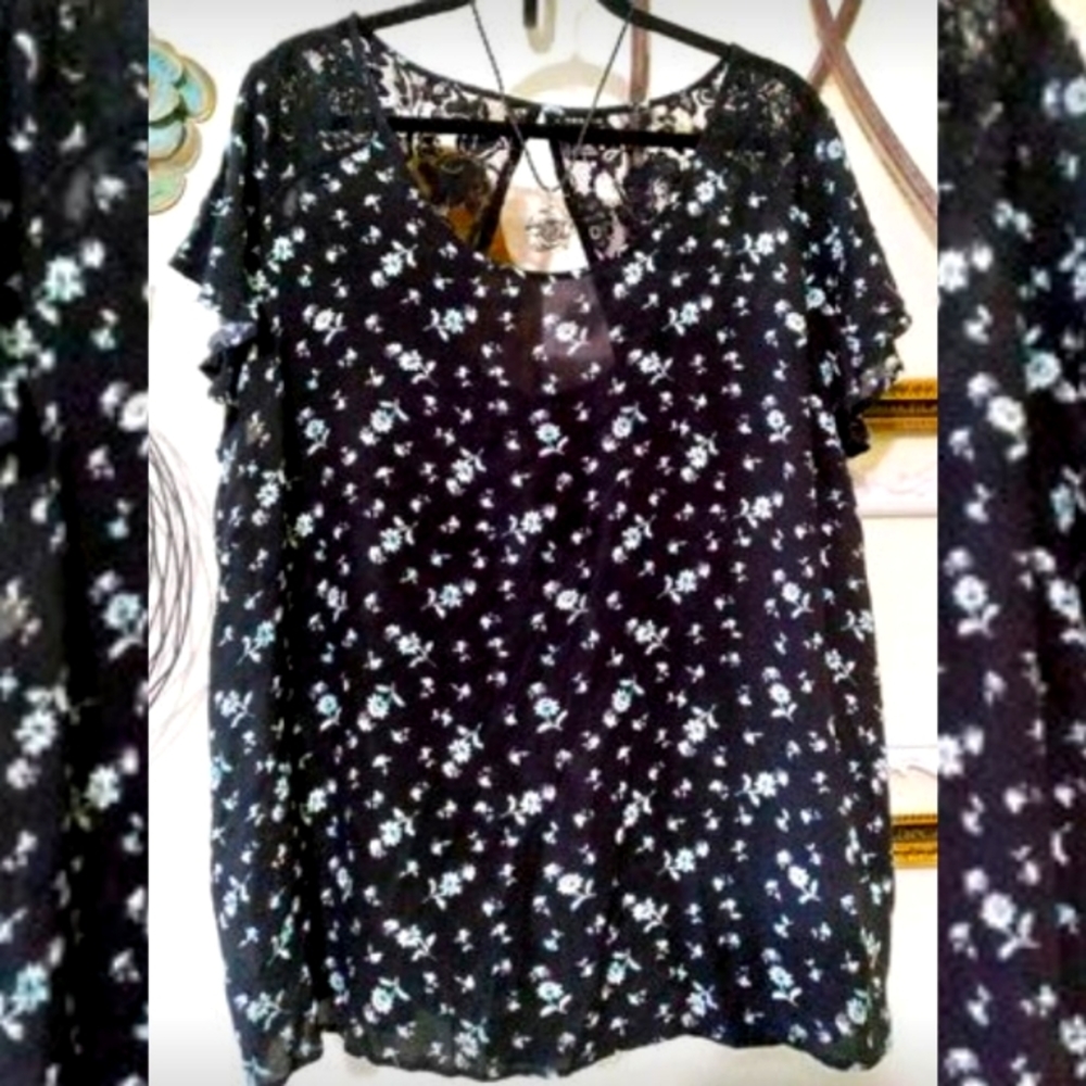 3X Torrid Beautiful Light Soft Flowy Plus Size Top, @ Lowest Price